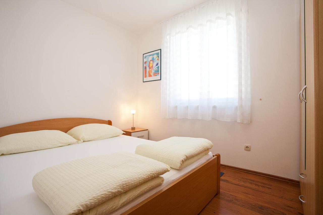 Apartments Glibo Near The Sea And Town Center! Krk Town Bagian luar foto